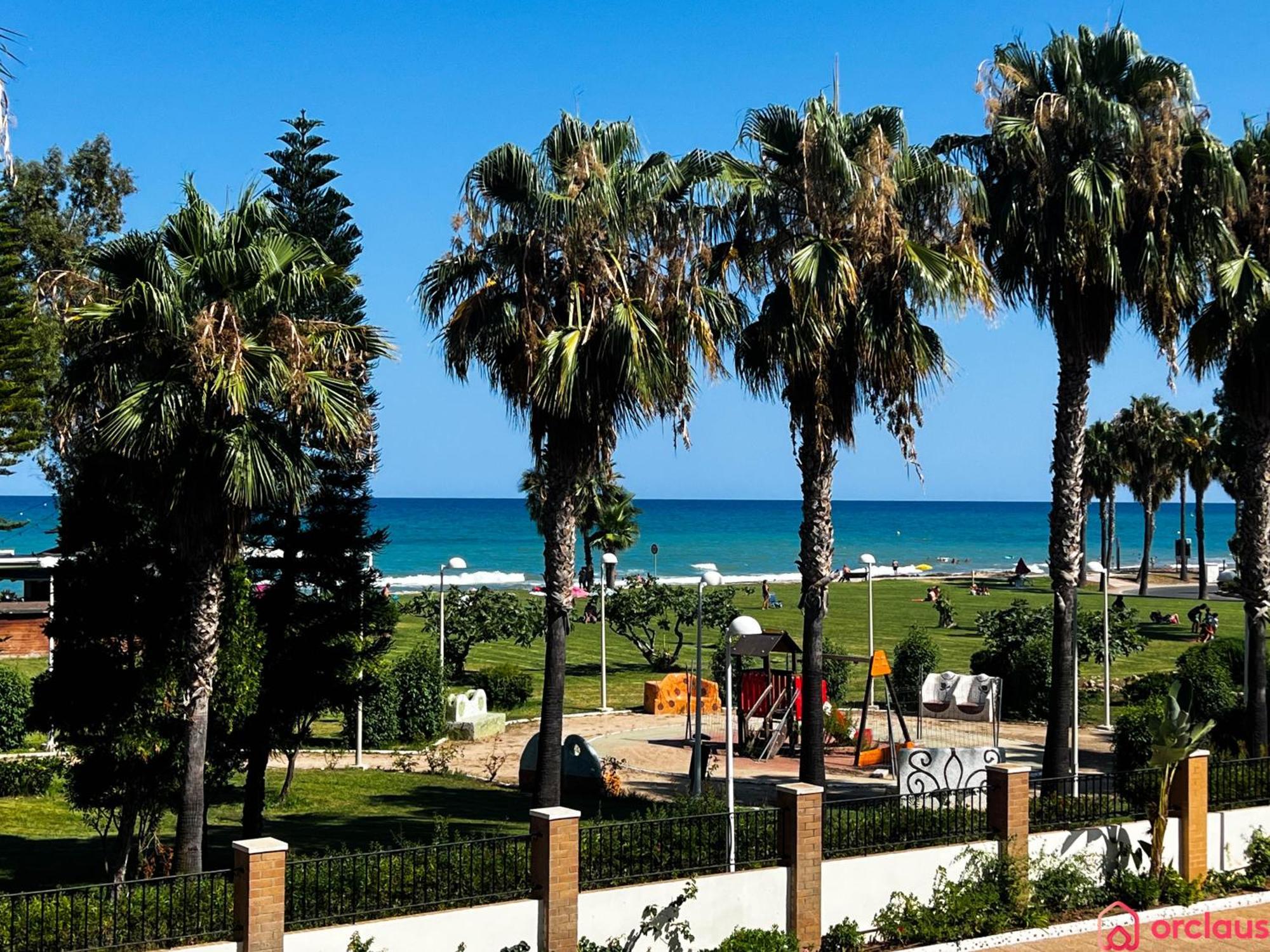 Modern Apartment In Front Of The Mediterranean Oropesa del Mar Luaran gambar